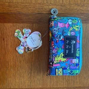 Ju-Ju-Be kaiju city be spendy